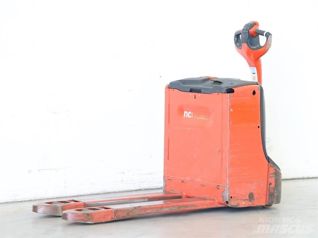Linde T16/1152-00 Gerbeur accompagnant