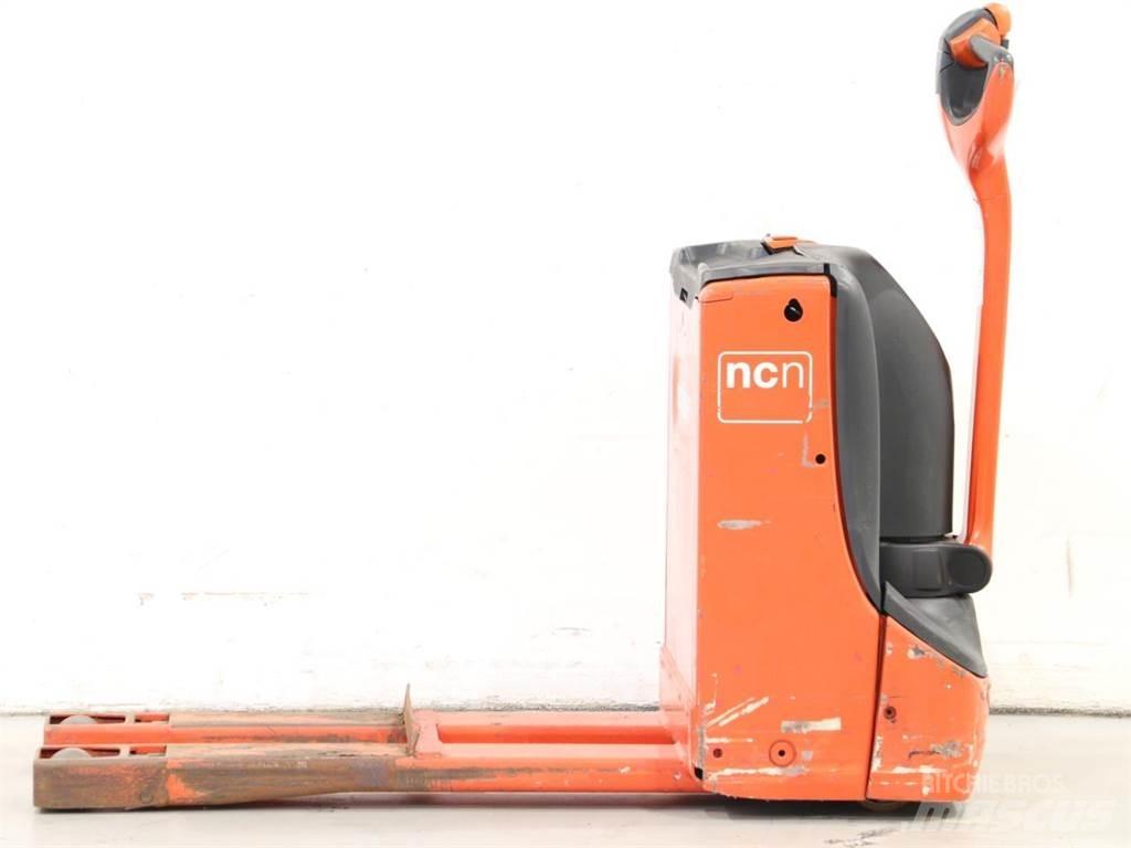 Linde T16/1152-00 Gerbeur accompagnant