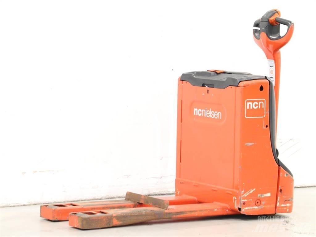 Linde T16/1152-00 Gerbeur accompagnant