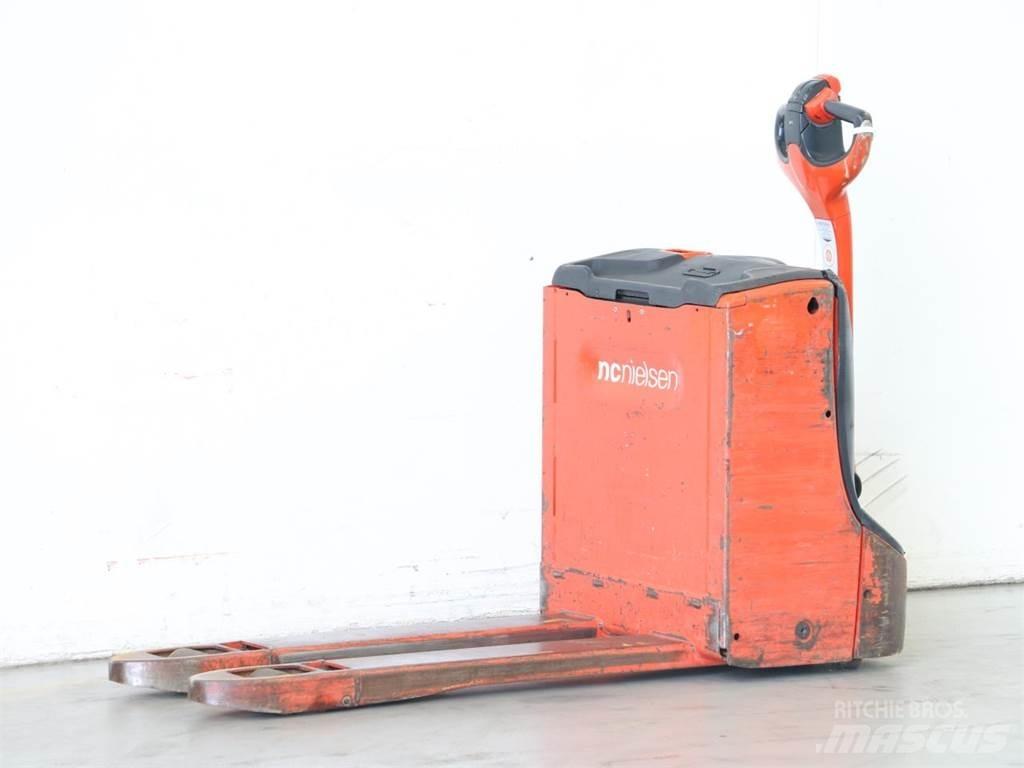 Linde T16/1152-00 Gerbeur accompagnant