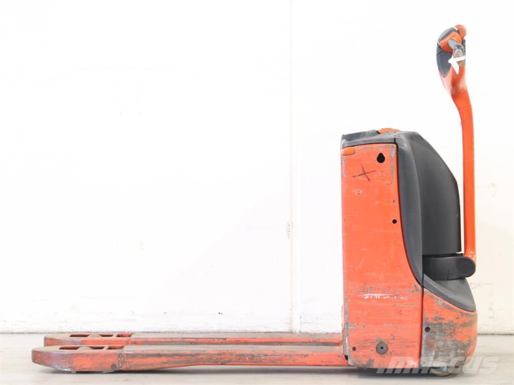 Linde T16/1152-00 Gerbeur accompagnant