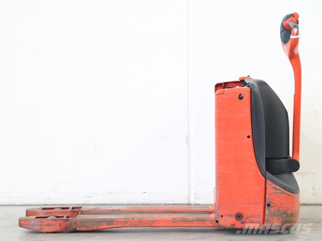 Linde T16/1152-02 Gerbeur accompagnant