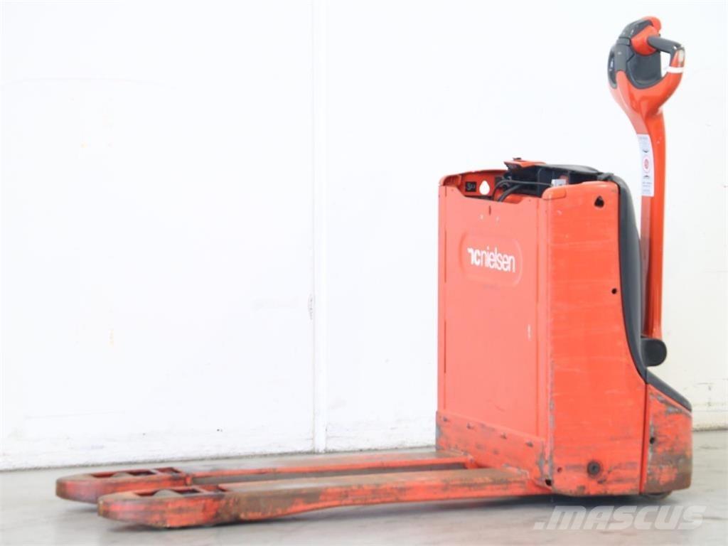 Linde T16/1152-02 Gerbeur accompagnant