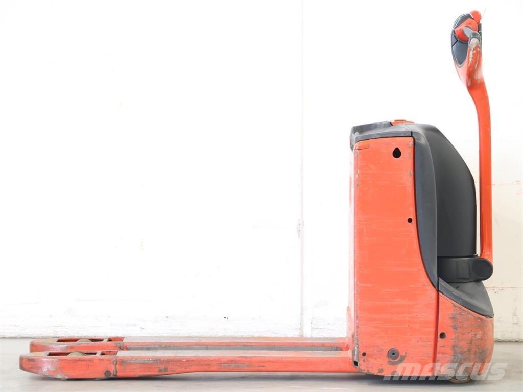Linde T16/1152-02 Gerbeur accompagnant