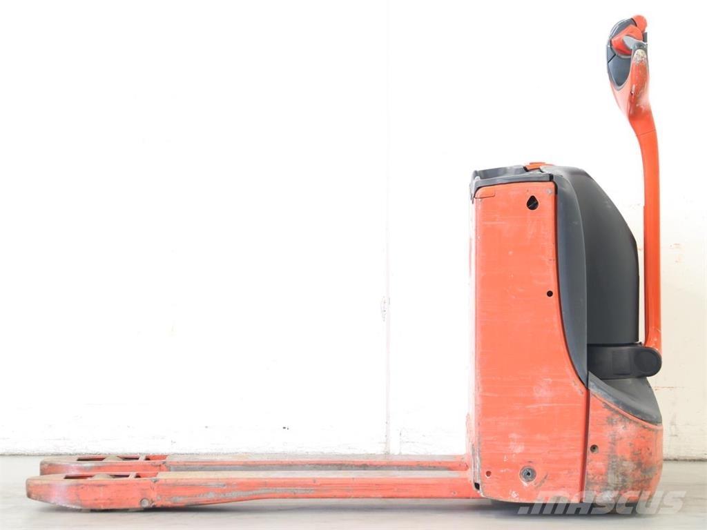 Linde T16/1152-02 Gerbeur accompagnant