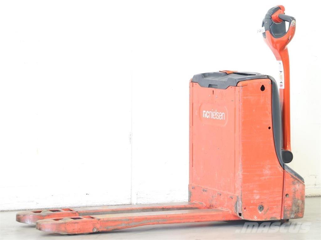 Linde T16/1152-02 Gerbeur accompagnant