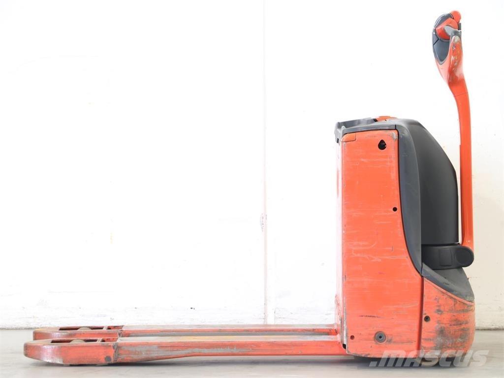Linde T16/1152-02 Gerbeur accompagnant