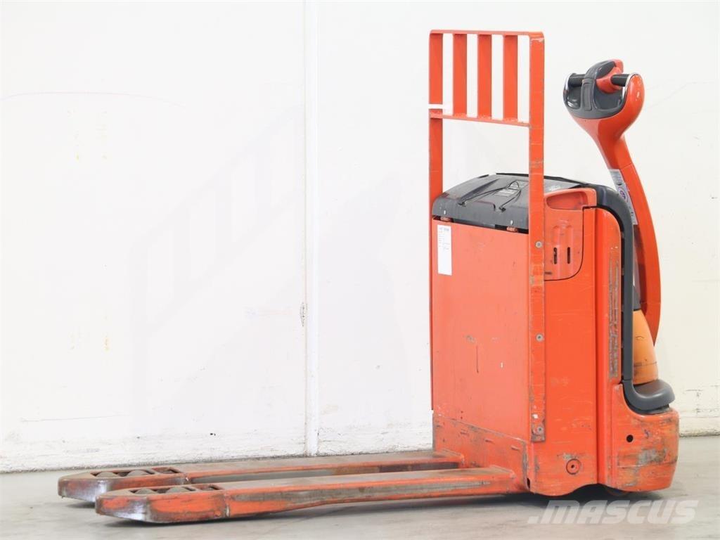 Linde T16/360 Gerbeur accompagnant