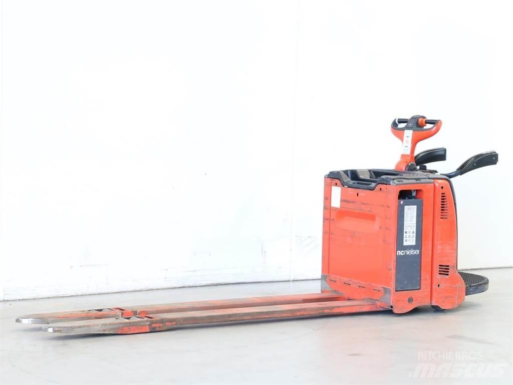 Linde T20AP/131 Gerbeur accompagnant