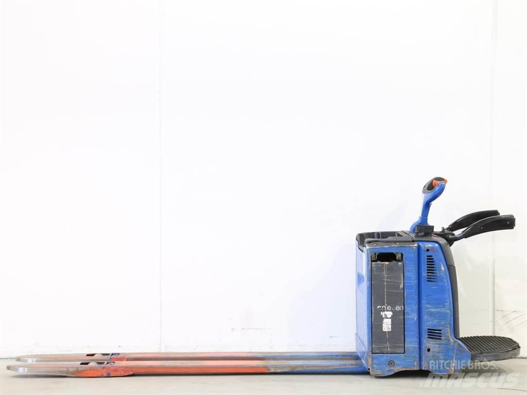 Linde T20AP/131 Gerbeur accompagnant