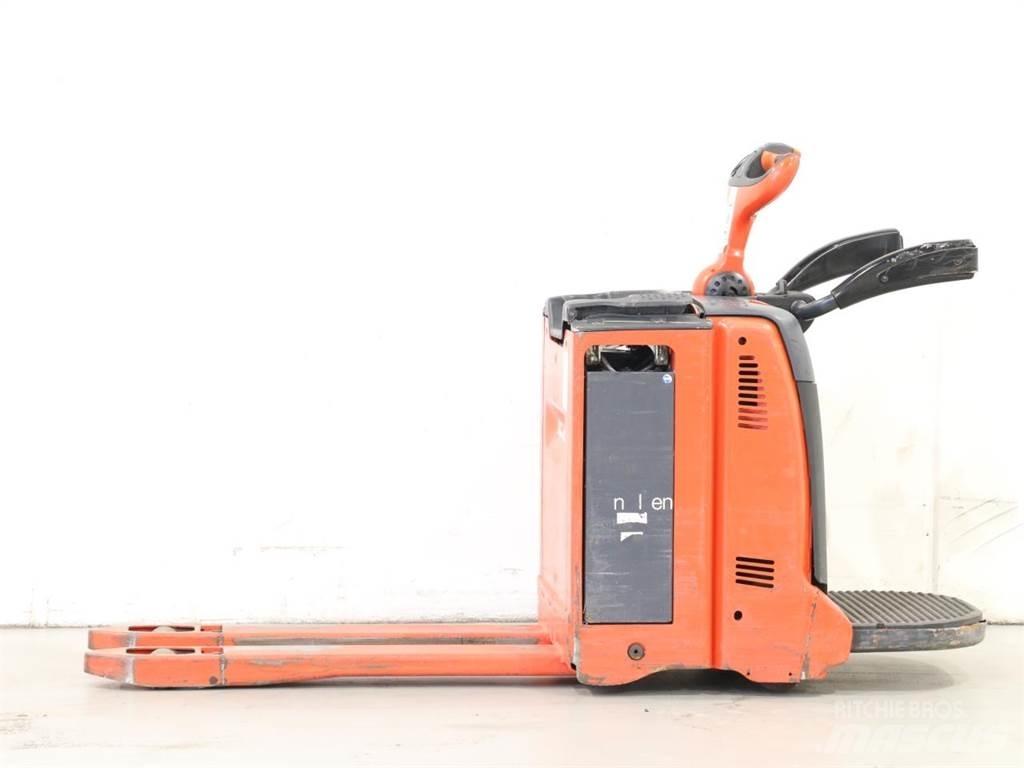 Linde T20AP/131-08 Gerbeur accompagnant
