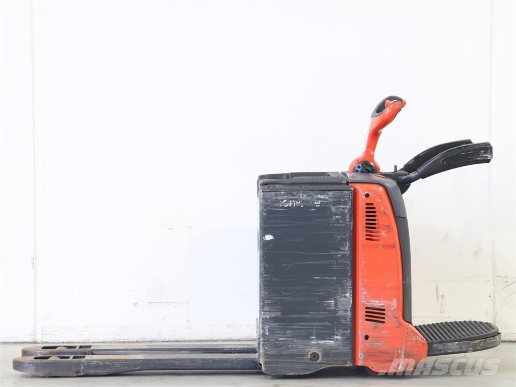 Linde T20AP/131-08 Gerbeur accompagnant