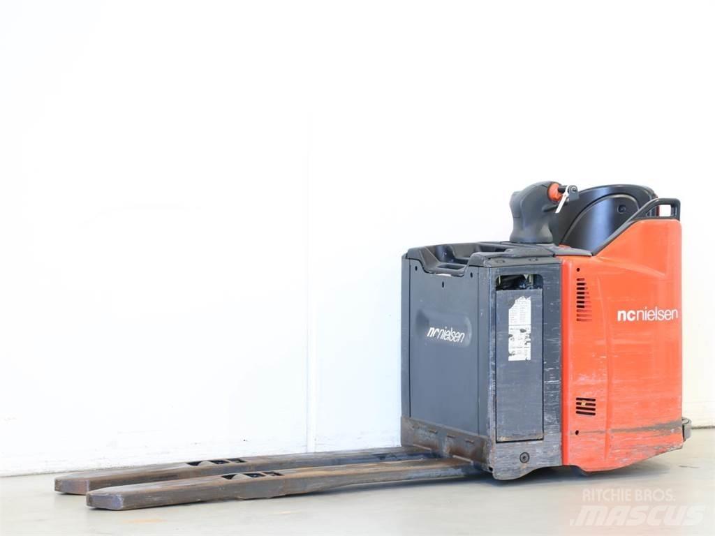 Linde T20SP/131 Gerbeur accompagnant