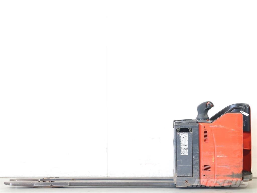 Linde T20SP/131 Gerbeur accompagnant