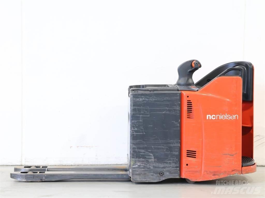 Linde T20SP/131 Gerbeur accompagnant