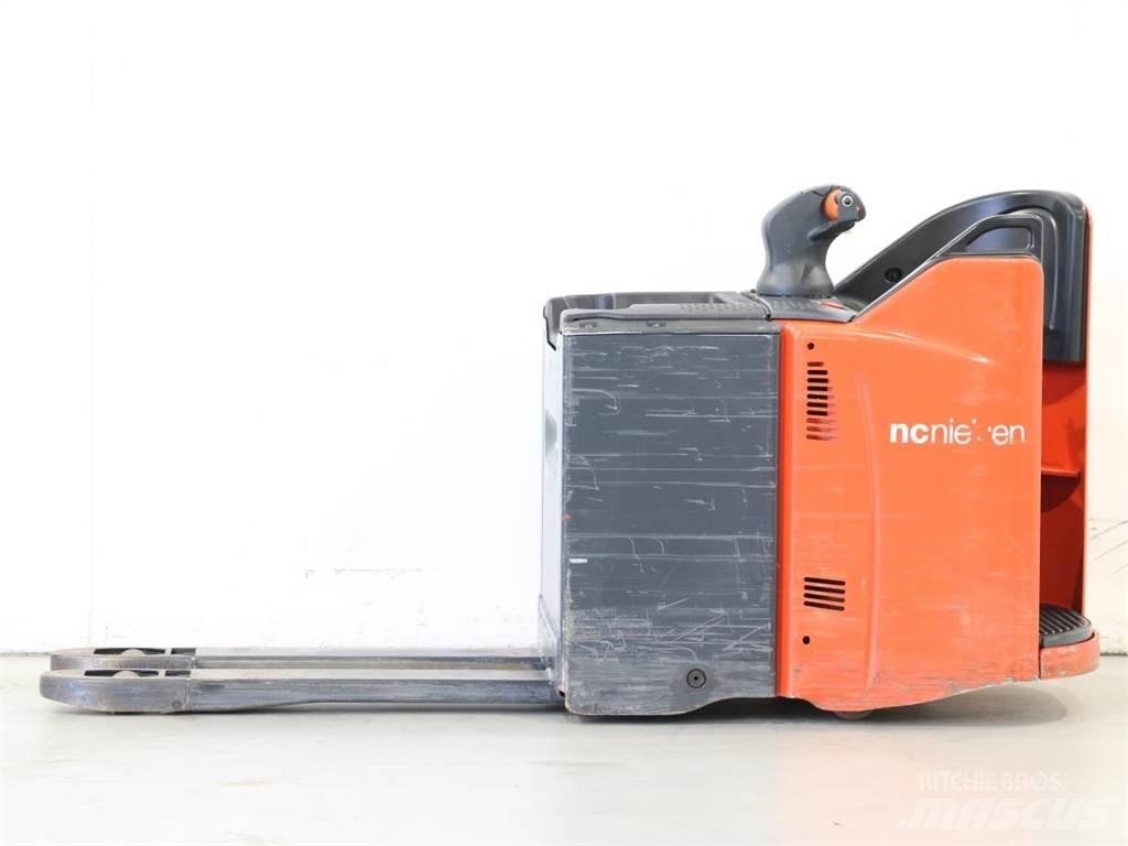 Linde T20SP/131 Gerbeur accompagnant