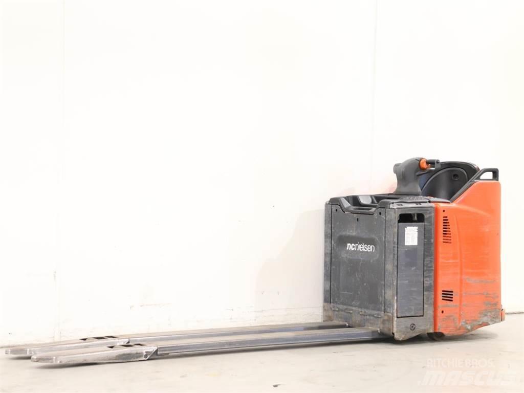 Linde T20SP/131 Gerbeur accompagnant
