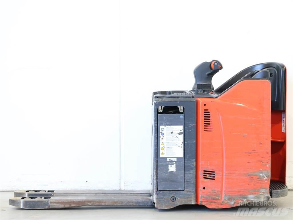 Linde T20SP/131 Gerbeur accompagnant