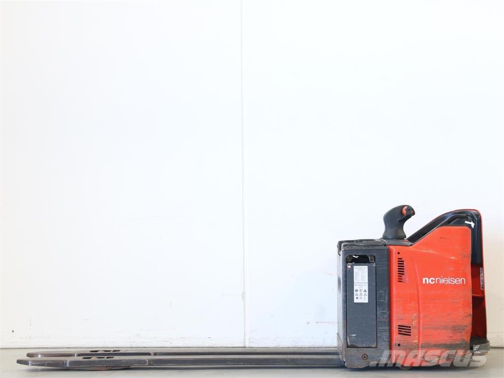 Linde T20SP/131-07 Gerbeur accompagnant