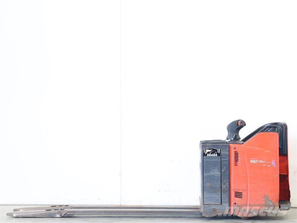 Linde T20SP/131-07 Gerbeur accompagnant