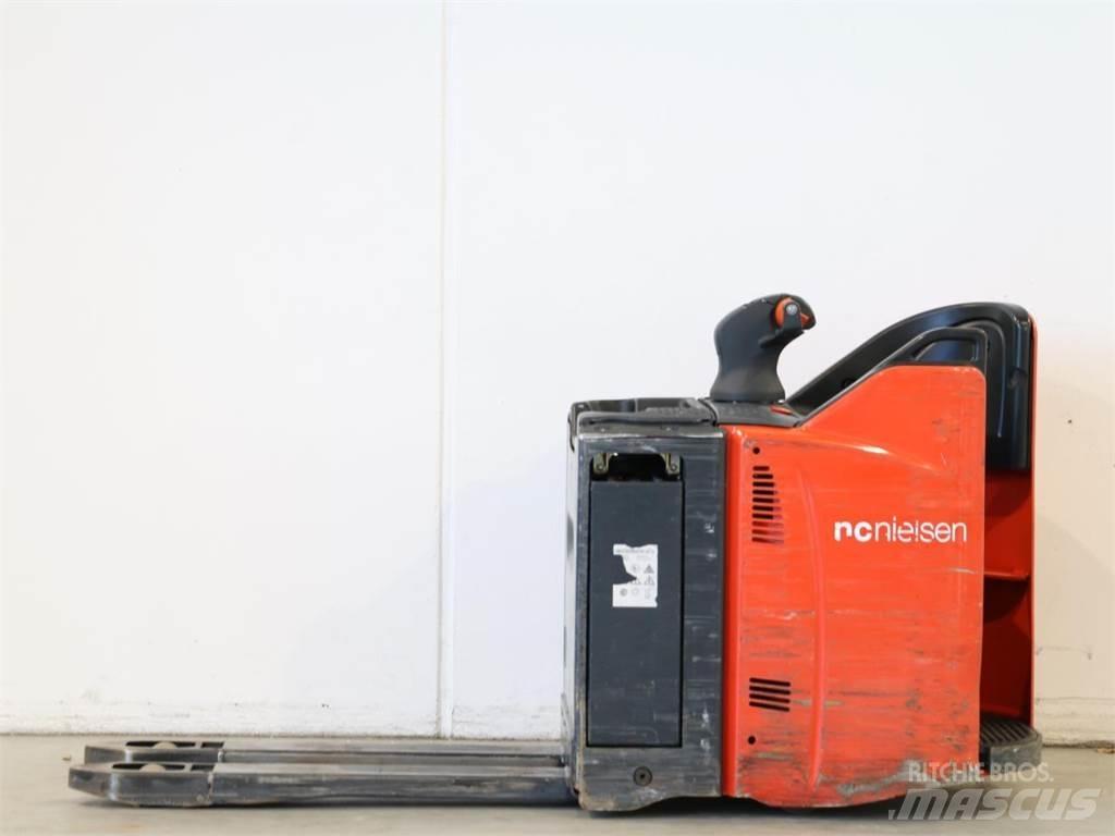 Linde T20SP/131-07 Gerbeur accompagnant