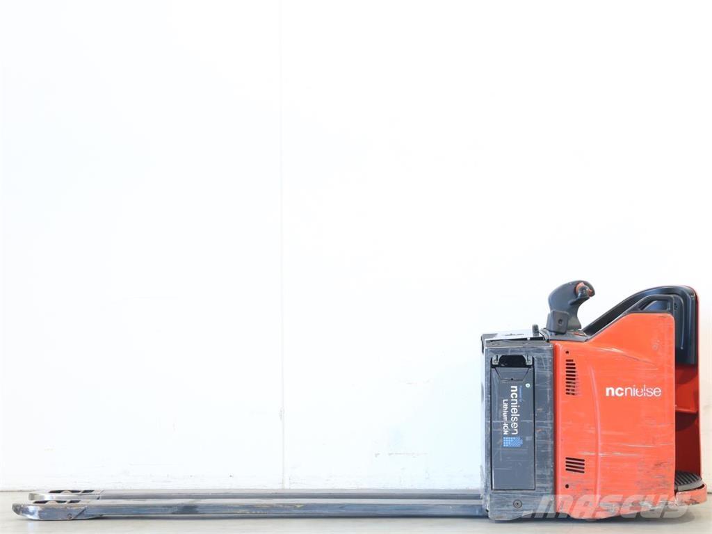 Linde T20SP/131-08 Gerbeur accompagnant