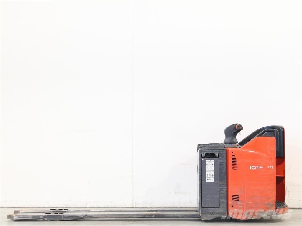 Linde T20SP/131-08 Gerbeur accompagnant