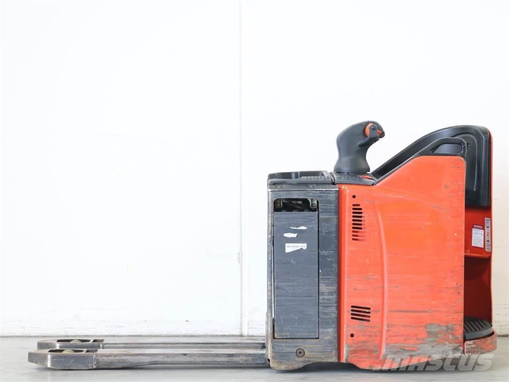 Linde T20SP/131-08 Gerbeur accompagnant