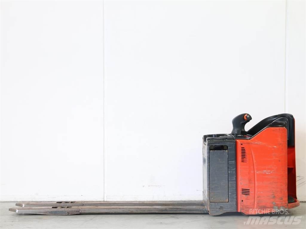 Linde T24SP/131 Gerbeur accompagnant