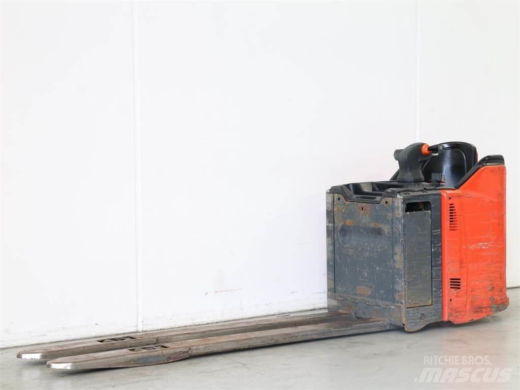 Linde T24SP/131 Gerbeur accompagnant