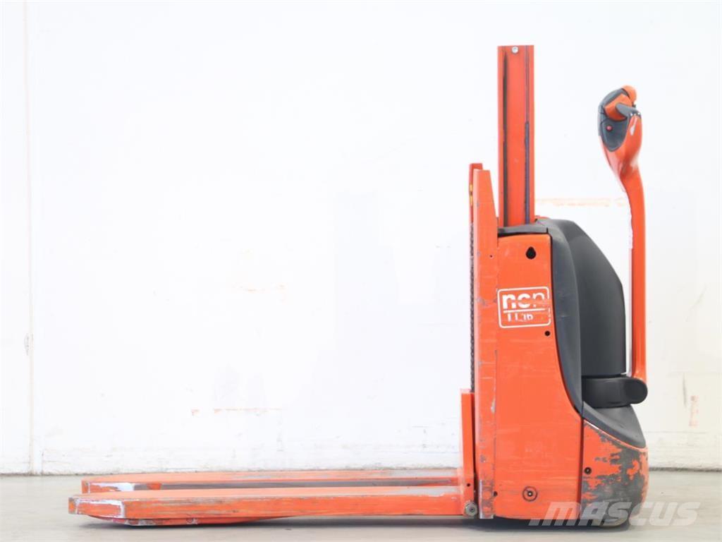 NCN TL16/1152-00 Gerbeur accompagnant