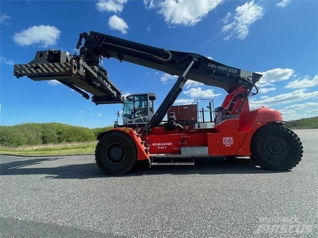 SMV 4531 CC5 Chariot à mât rétractable