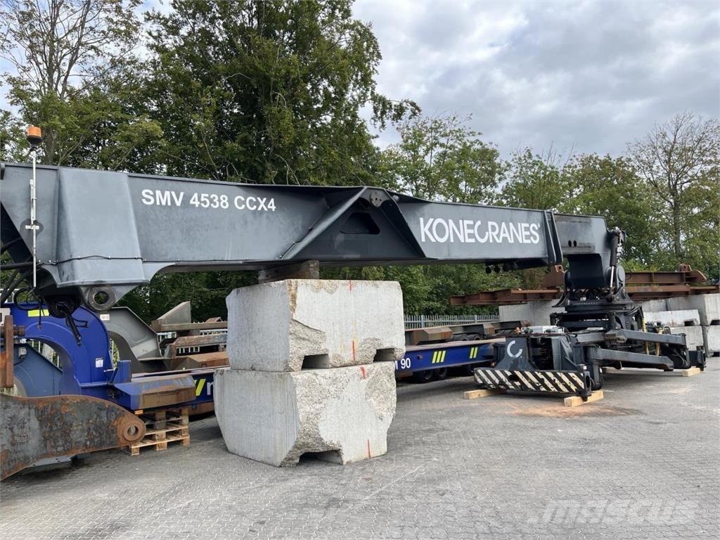 SMV 4538 CCX4 Chariot à mât rétractable