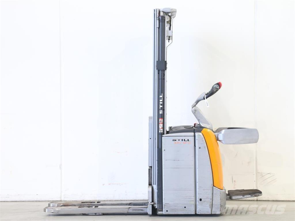 Still EXV-SF14 Gerbeur accompagnant