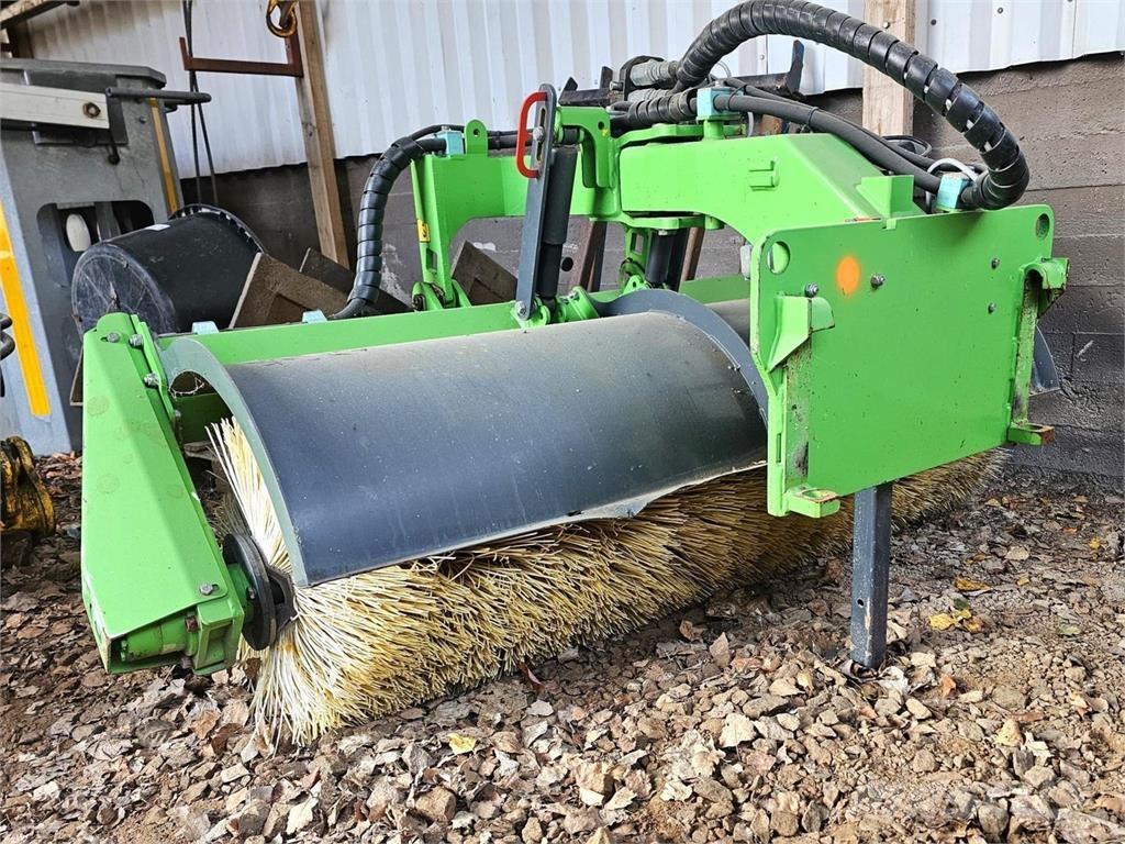 Avant Avoharja Balayeuse / Autolaveuse