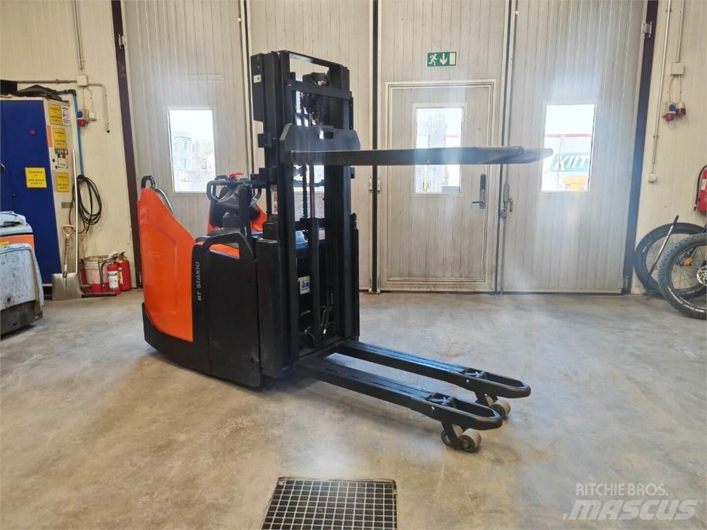 BT SPE200D Autres Chariots élévateurs