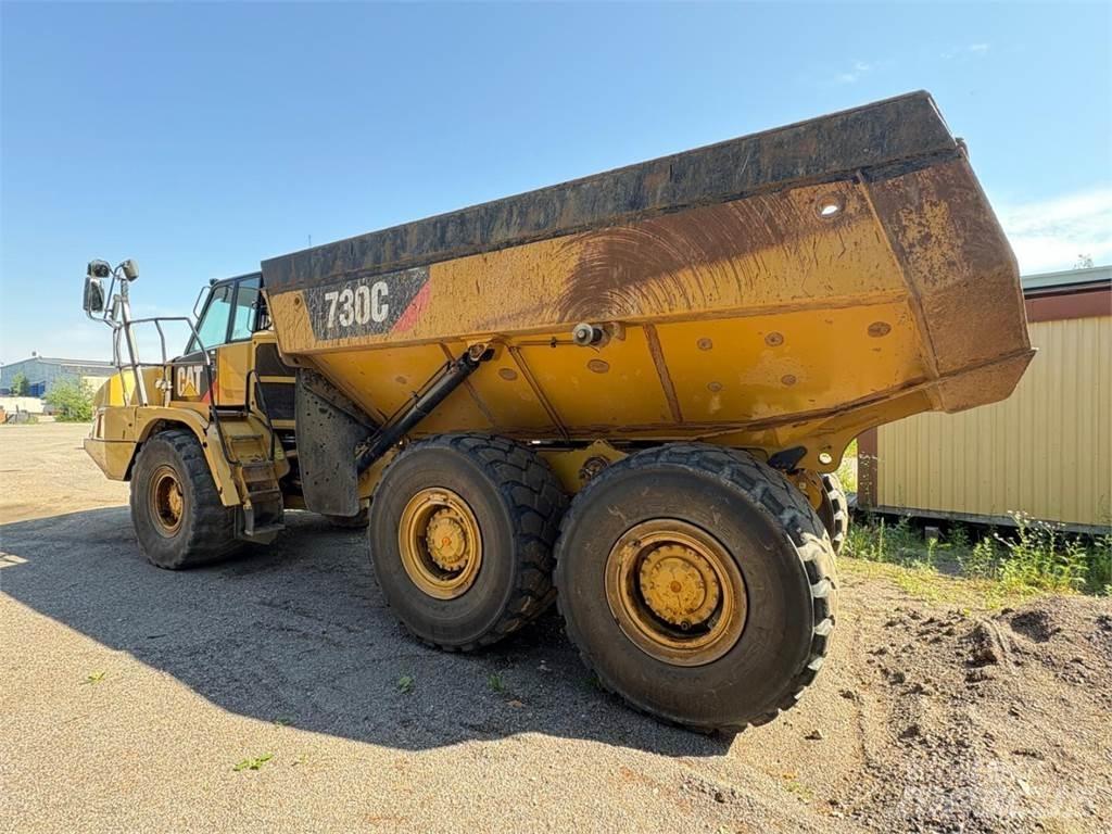 CAT 730 C Tombereau articulé