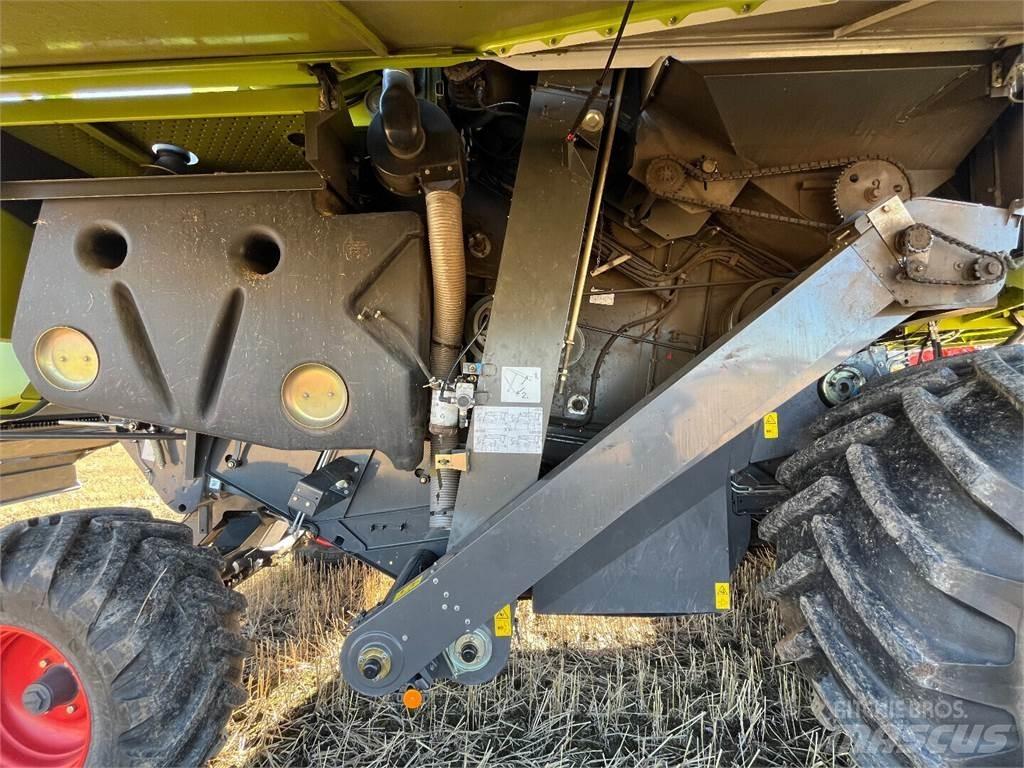 CLAAS Tucano 320 Moissonneuse batteuse