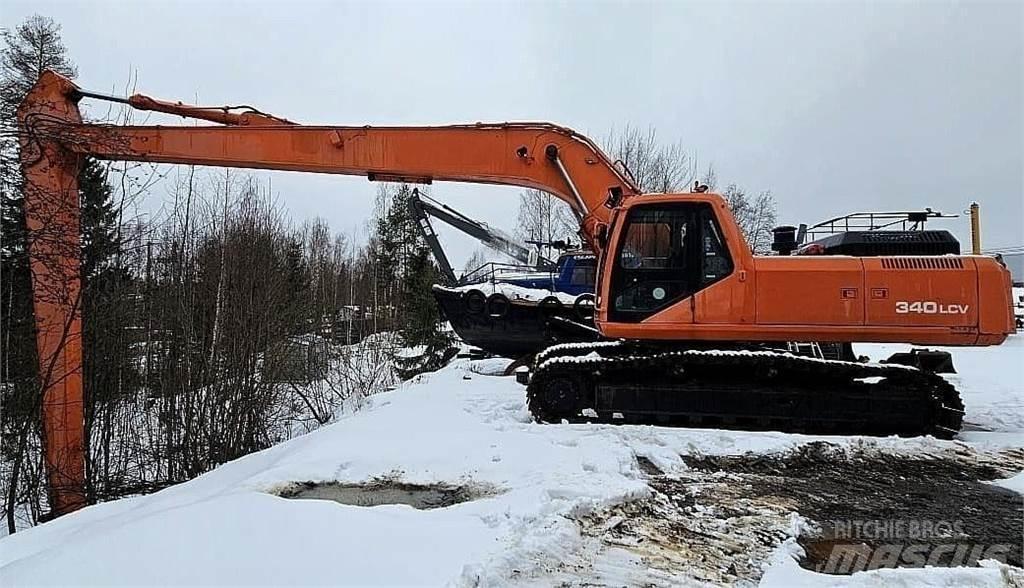 Daewoo SL340LC-V Pelle sur chenilles