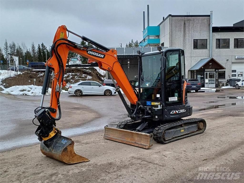 Doosan DX 35 Z Mini pelle < 7t