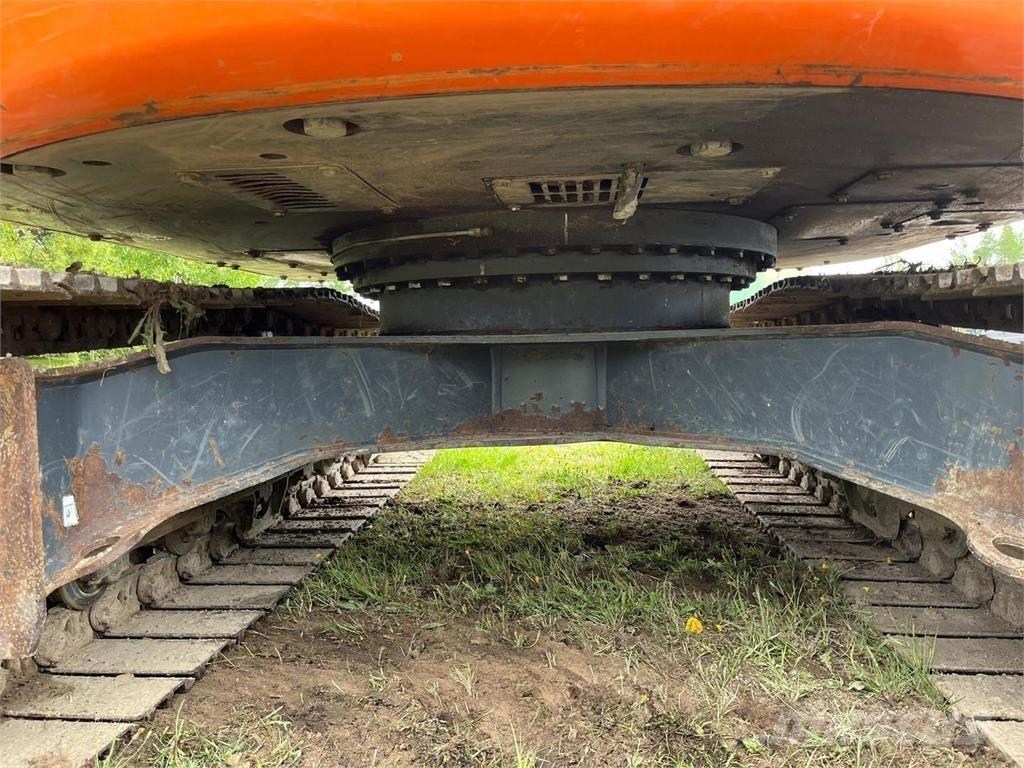 Doosan DX140LC Pelle sur chenilles