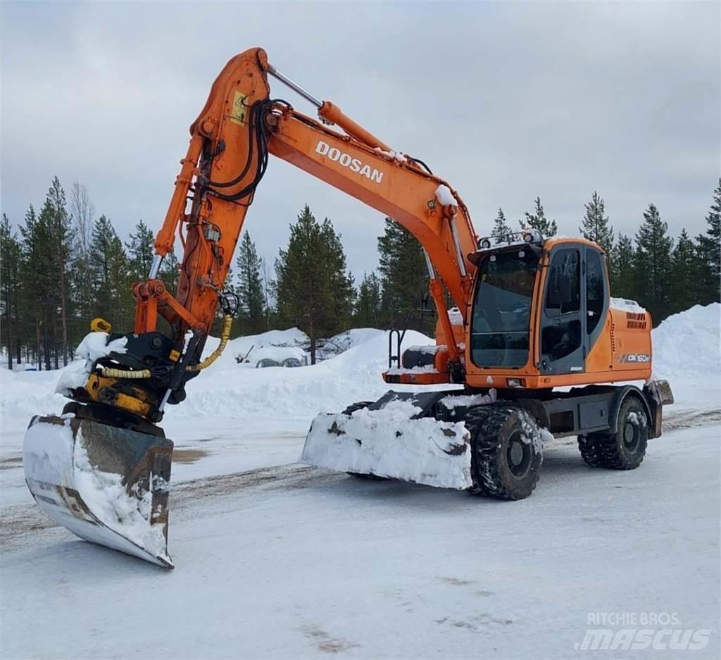 Doosan DX160W Pelle sur chenilles