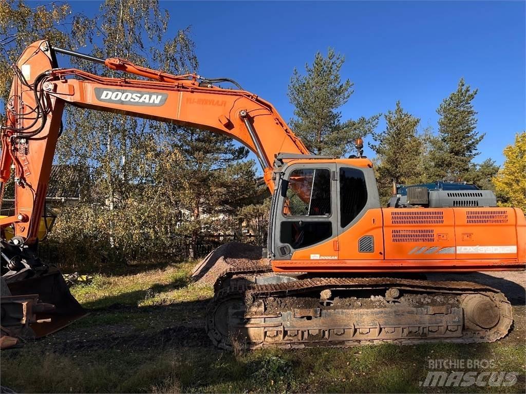 Doosan DX300 LC-3 Pelle sur chenilles
