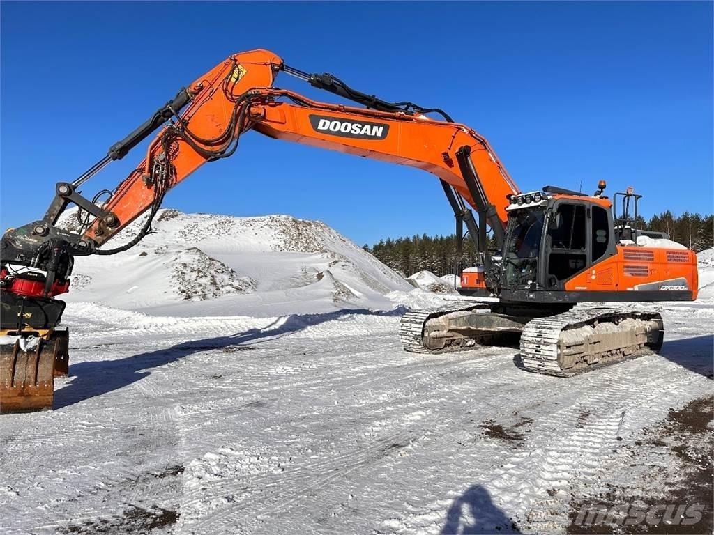 Doosan DX300 LC-5 Pelle sur chenilles