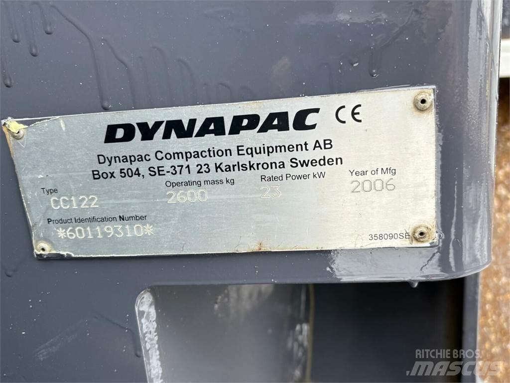 Dynapac CC122 Autres