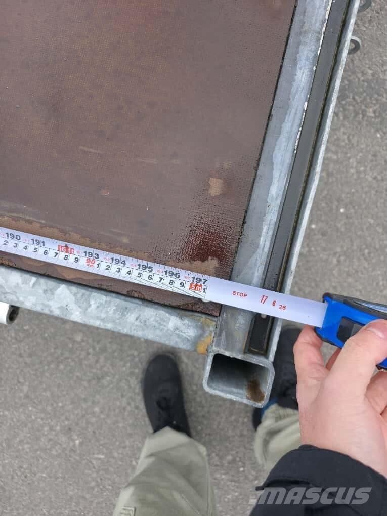 Eduard P4 3000kg Remorque ridelle