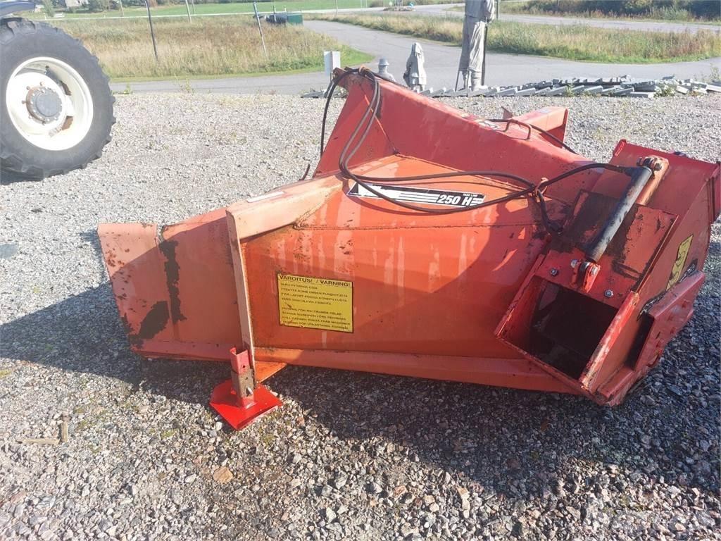 Esko 251 Autres équipements pour route et neige