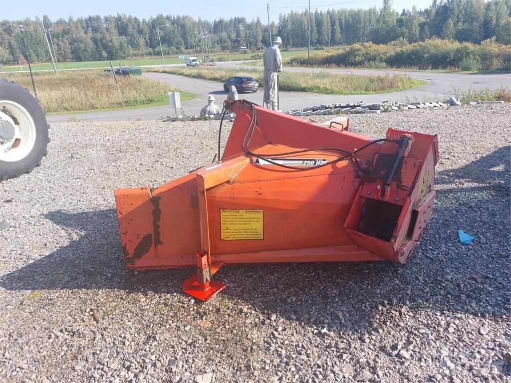Esko 251 Autres équipements pour route et neige