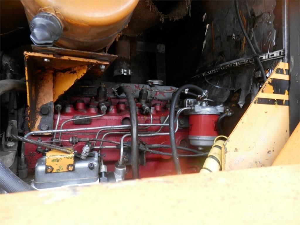 Fiat-Allis 345 B Chargeuse sur pneus