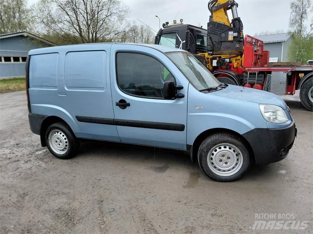 Fiat DOBLO Autre fourgon / utilitaire